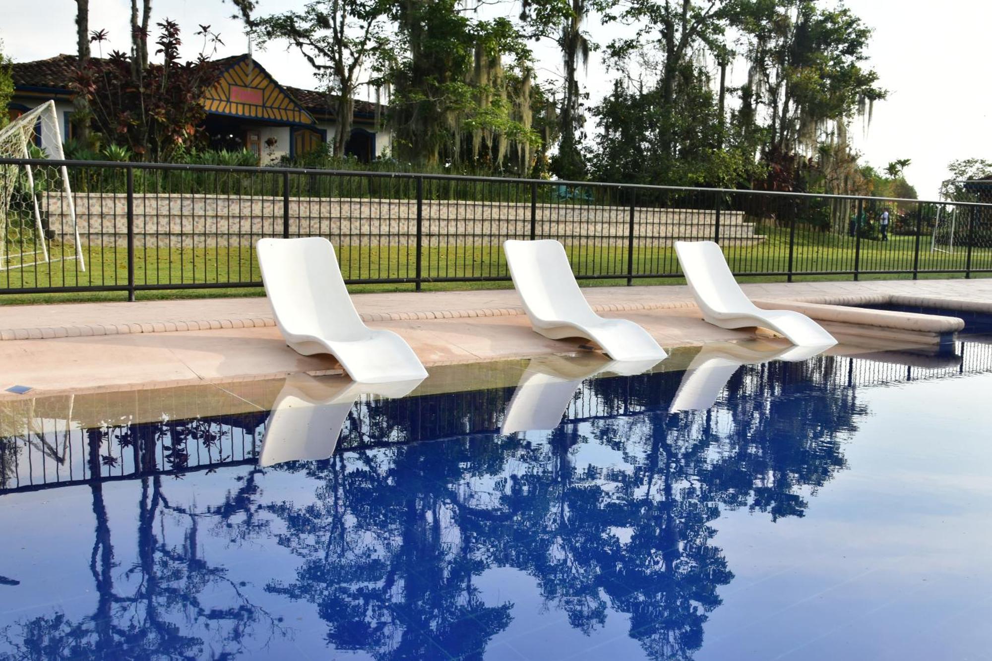 Finca Hotel Los Girasoles Montenegro Buitenkant foto