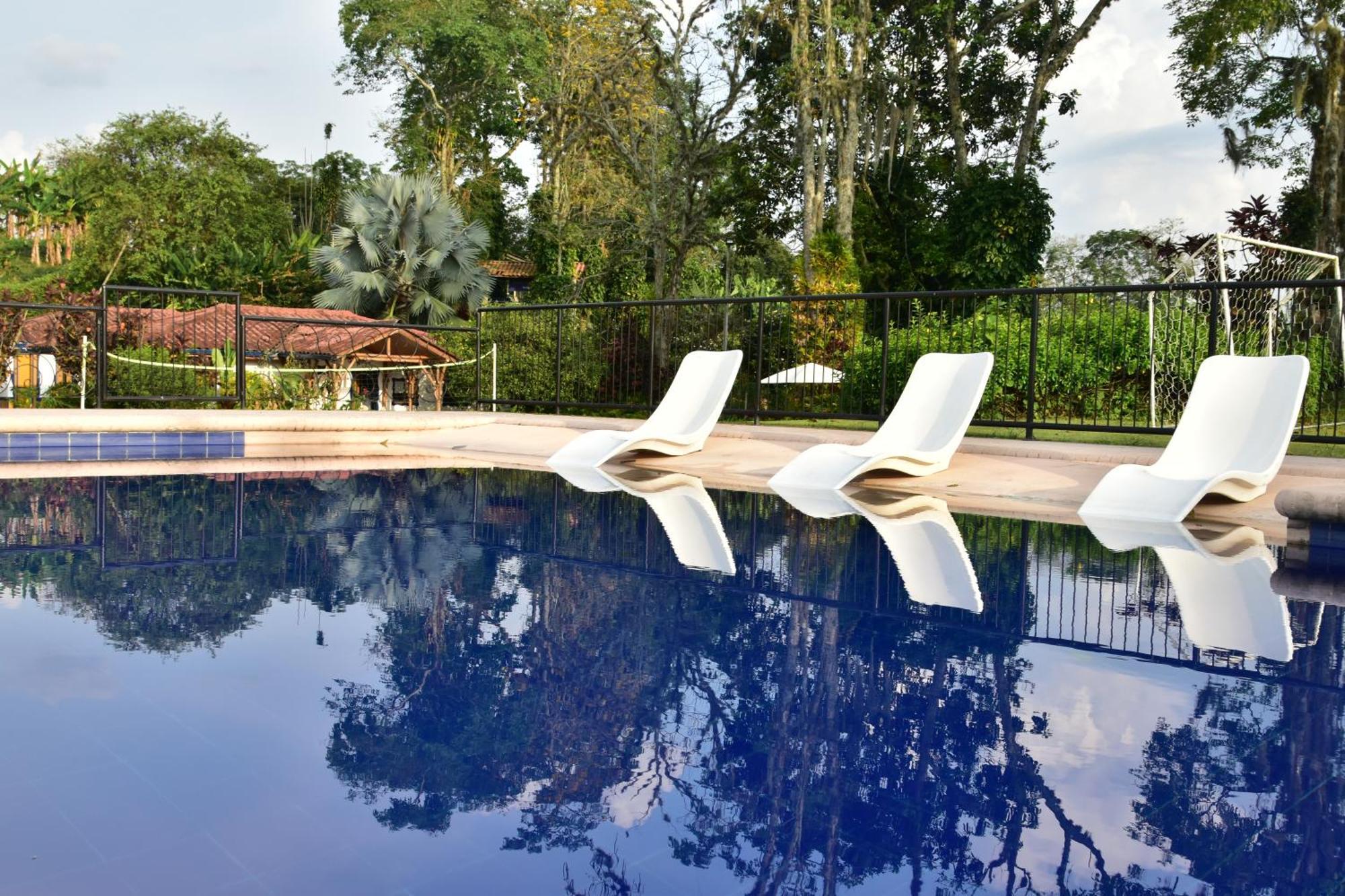 Finca Hotel Los Girasoles Montenegro Buitenkant foto